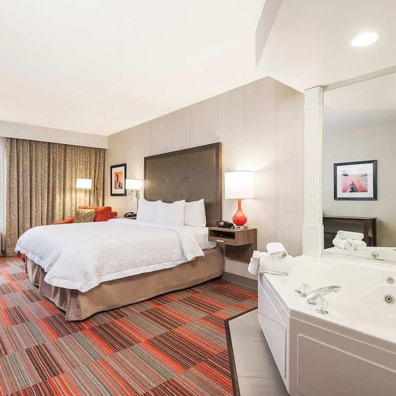 Hotels With Hot Tub In Room Charlotte NC ️ Updated 2023