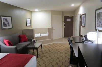 Best Western Palmyra Inn & Suites