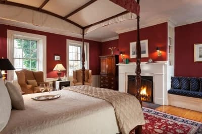 Harbor Light Inn 2